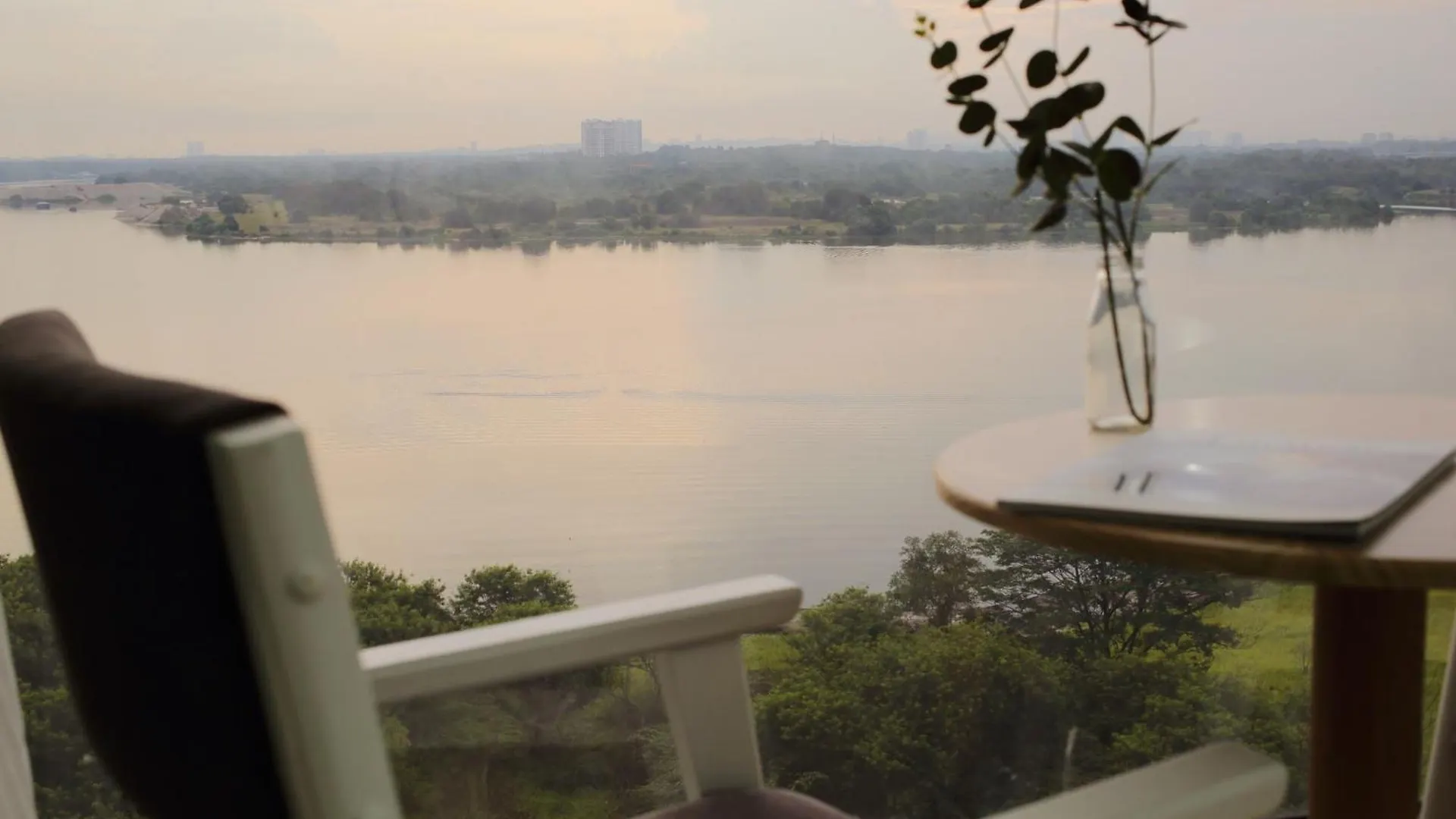 Danga Bay - 3Br Full Seaview - Luxe Balcony Bliss Apartment Johor Bahru