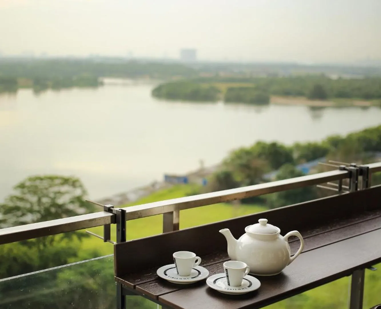 Danga Bay - 3Br Full Seaview - Luxe Balcony Bliss Apartment Johor Bahru